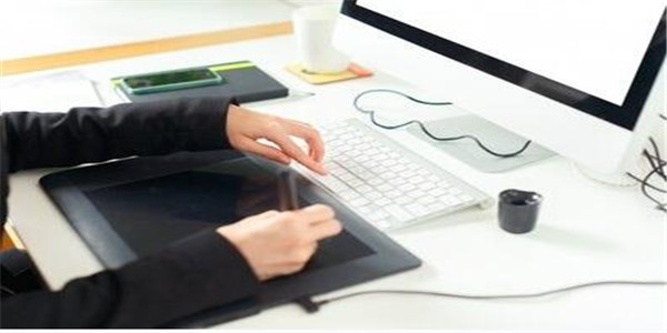 比亚迪公布“压缩机、热管理系统和车辆”专利